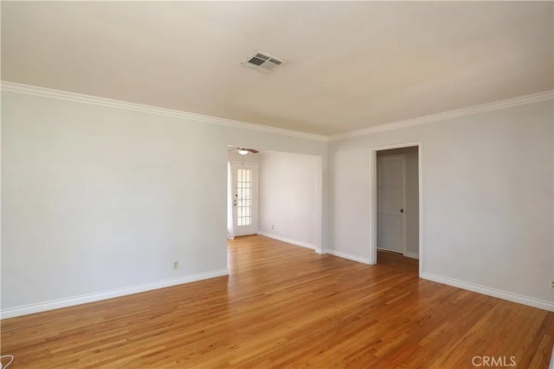 910 W Heather
