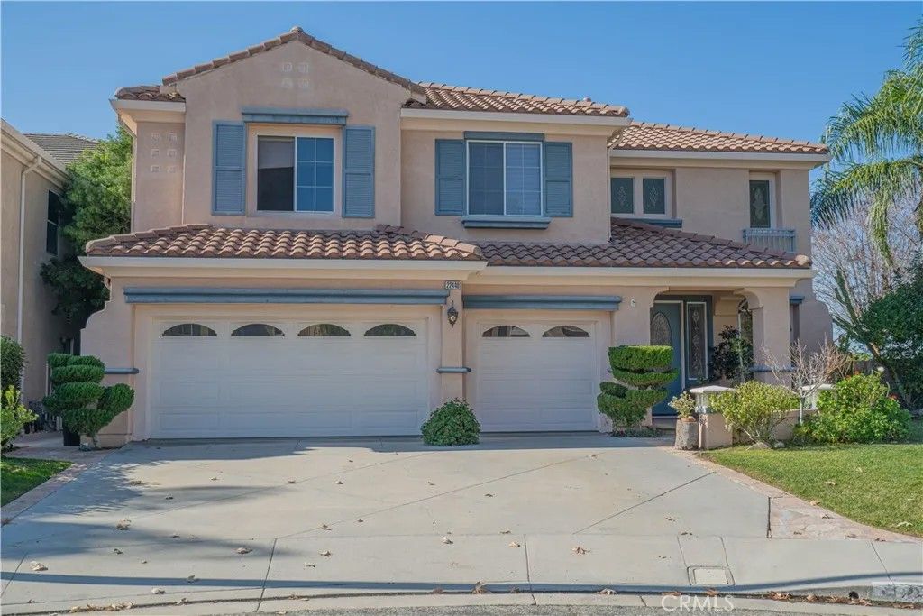 Photo of 22440 Skylake Place, Saugus, CA 91390 (MLS # SR26018963)