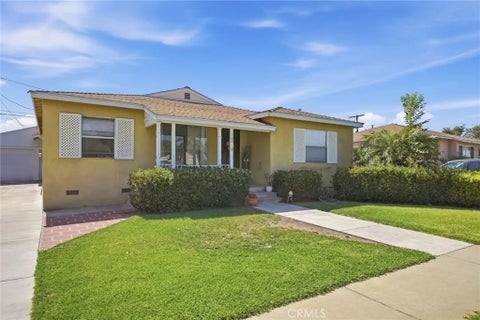 Photo of 10918 Flory ST, Whittier, CA 90606 (MLS # PW26205188)