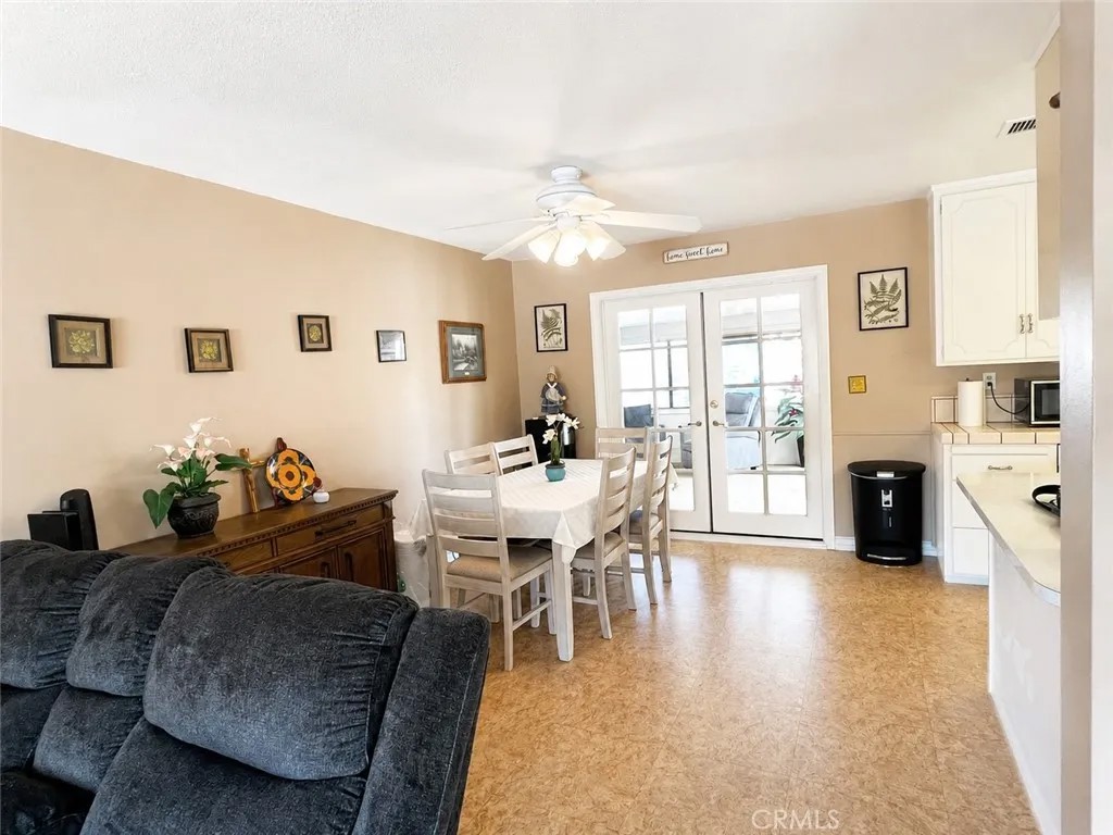 11934 Peach Tree