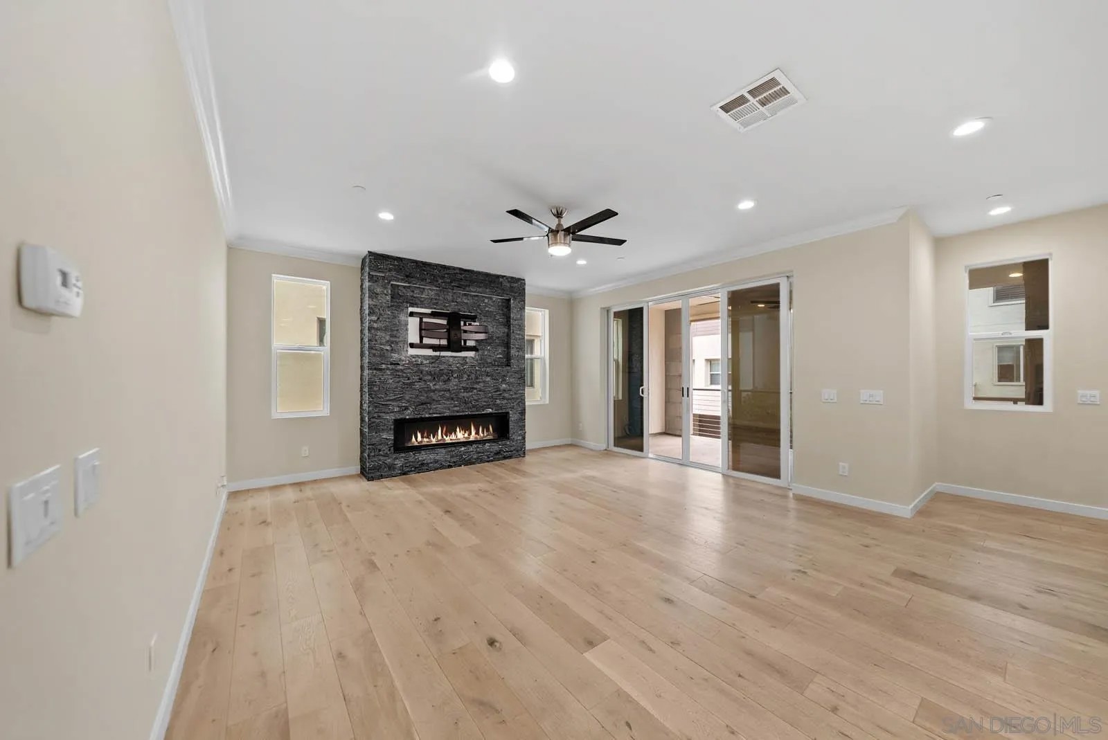 15105 Lincoln Loop
