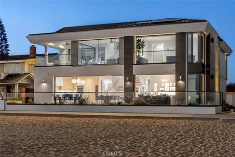 706 W Oceanfront Newport Beach CA 92661