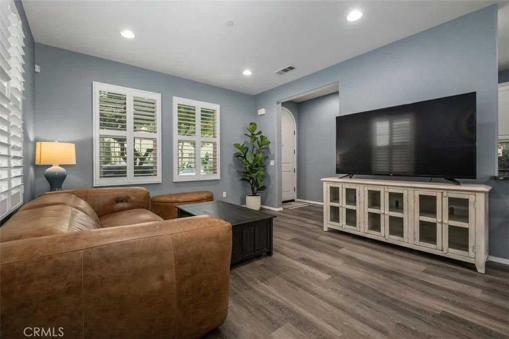 570 S Kroeger Street
