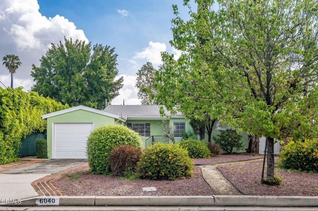 Photo of 6040 Laurelgrove Avenue, North Hollywood, CA 91606 (MLS # V1-35876)