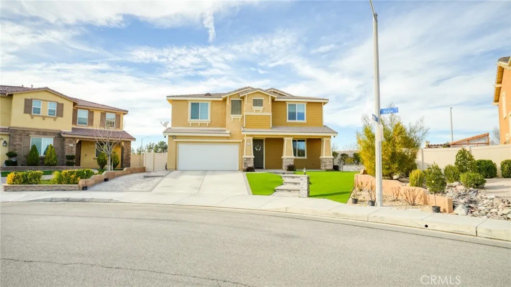 4727 W Vahan Court