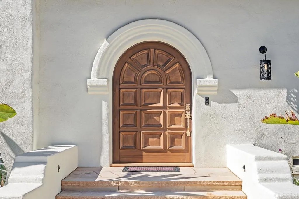 16734 Via De Santa Fe