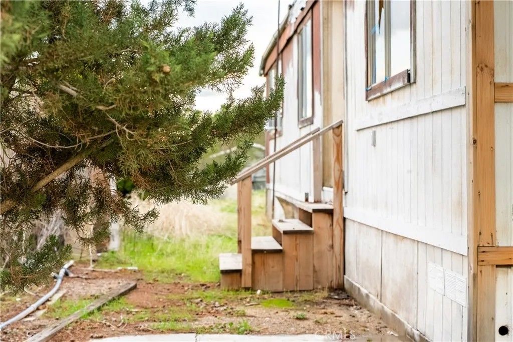 Photo of 50216 255th St, Lancaster, CA 93536 (MLS # SR26002632)