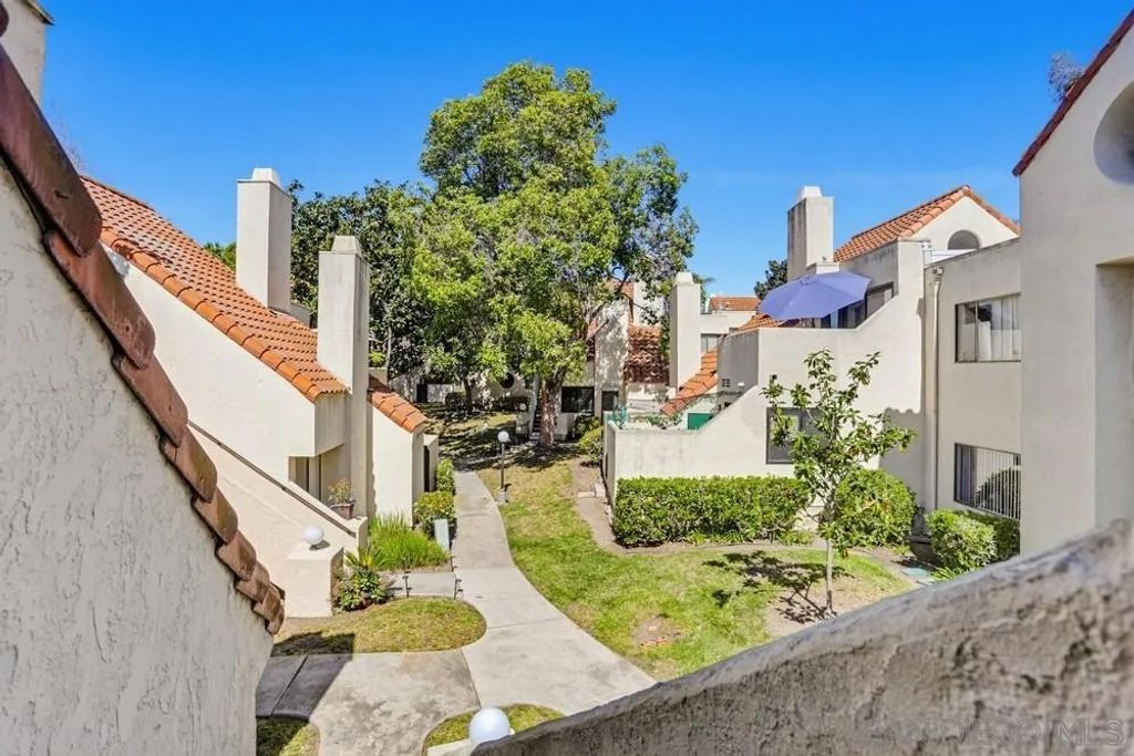 Photo of 333 N Melore Drive #D, Vista, CA 92083 (MLS # 260006686)