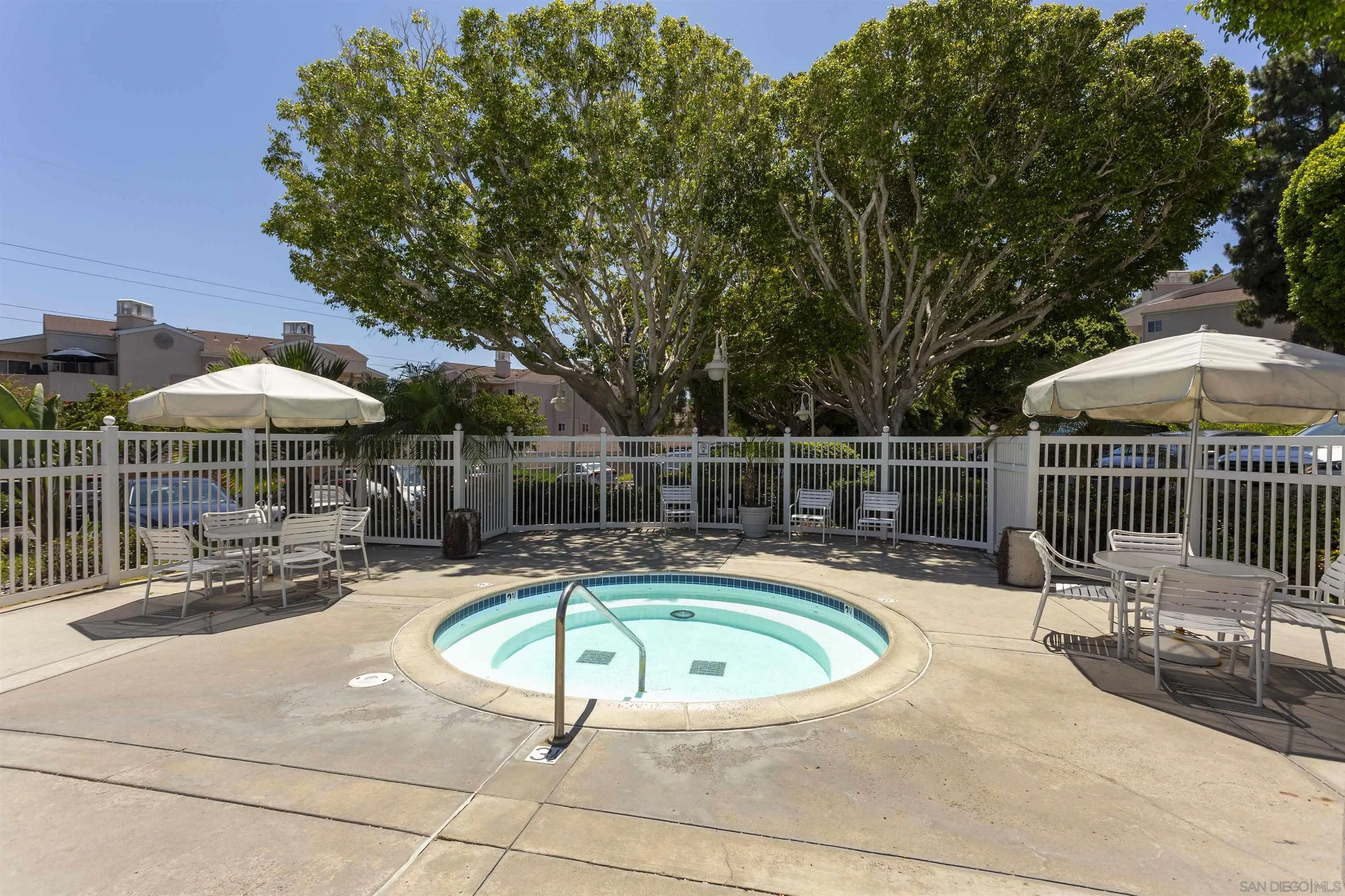 7123 Camino Degrazia 132