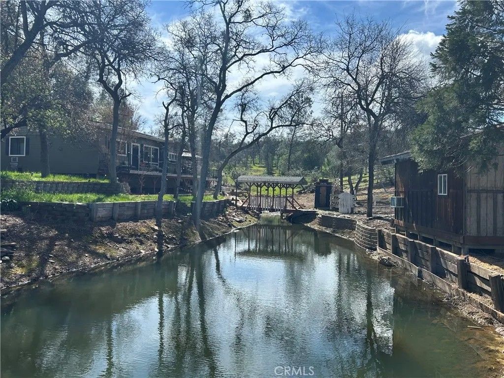 Photo of 4456 Mount Bullion Cut Off, Catheys Valley, CA 95306 (MLS # MP26044507)