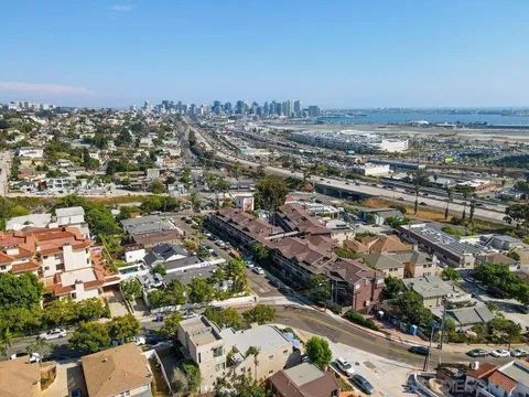 1806 McKee St Unit A2, San Diego, CA 92110 - #: 250038723