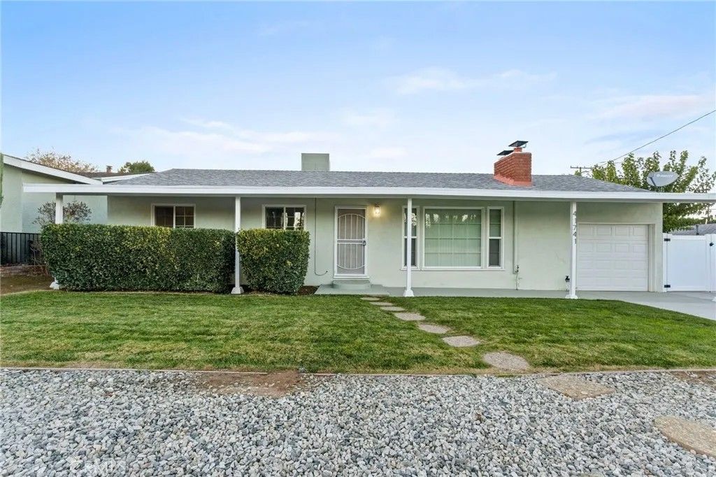 Photo of 41741 55th St, Lancaster, CA 93536 (MLS # OC25271228)