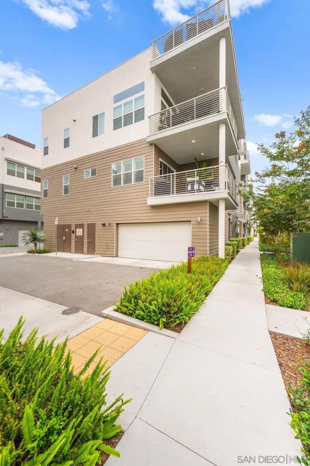 Photo of 3001 Bravo Loop #2 Loop, Chula Vista, CA 91915 (MLS # 250041558)