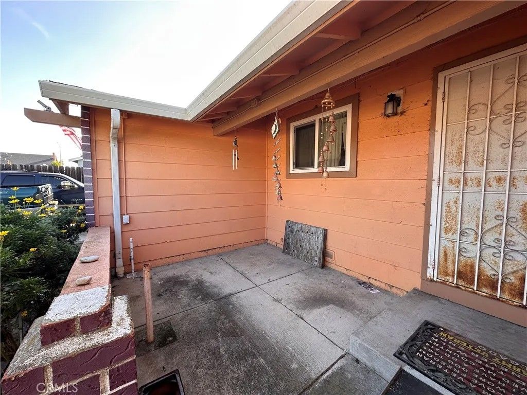 Photo of 890 Tradewind Lane, CA 94572 (MLS # OC25273721)