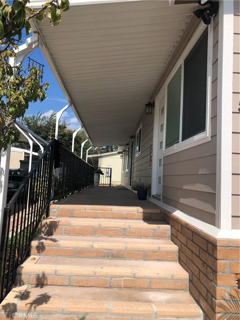 5772 Garden Grove Blvd 519