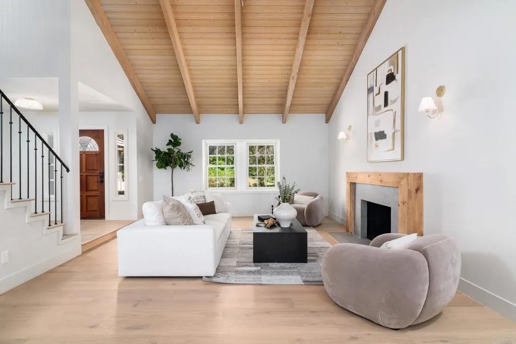 10304 Spruce Grove Ave