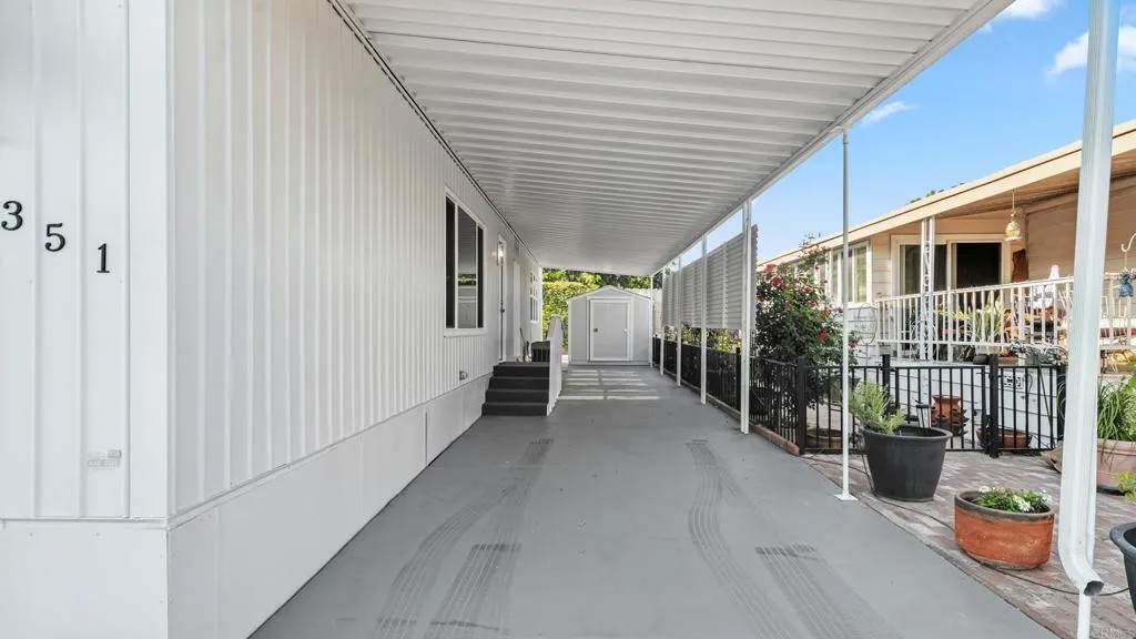 8301 Mission Gorge 351