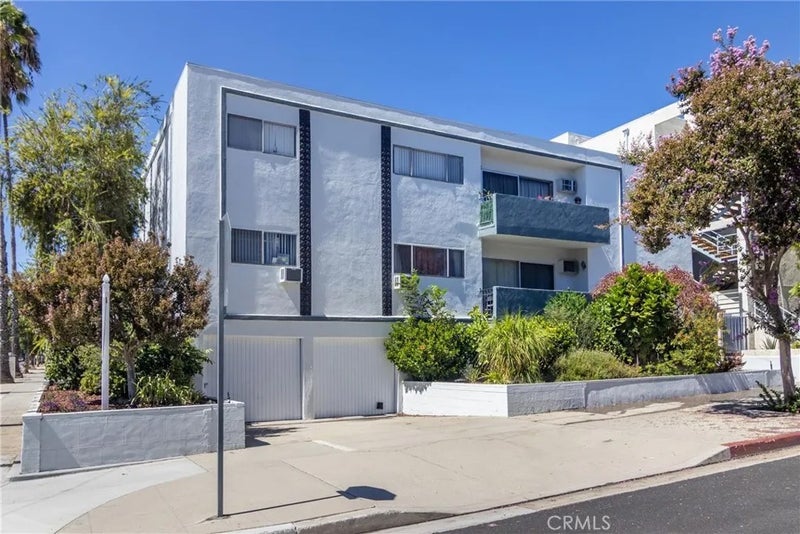601 E Angeleno