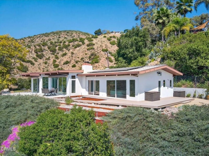 1447 N Foothill Road