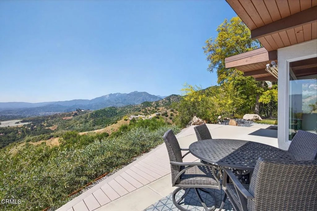 1447 N Foothill Road