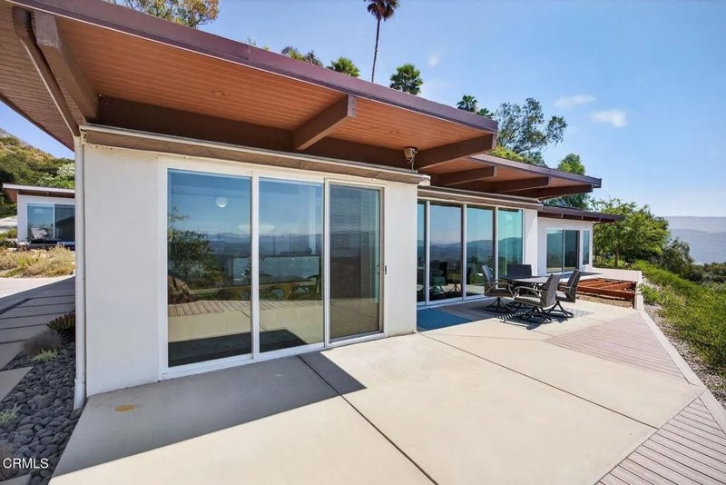 1447 N Foothill Road