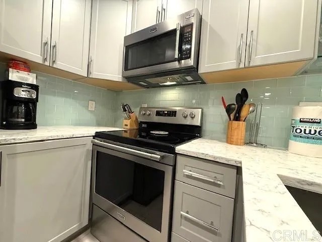 999 N Pacific Street B209