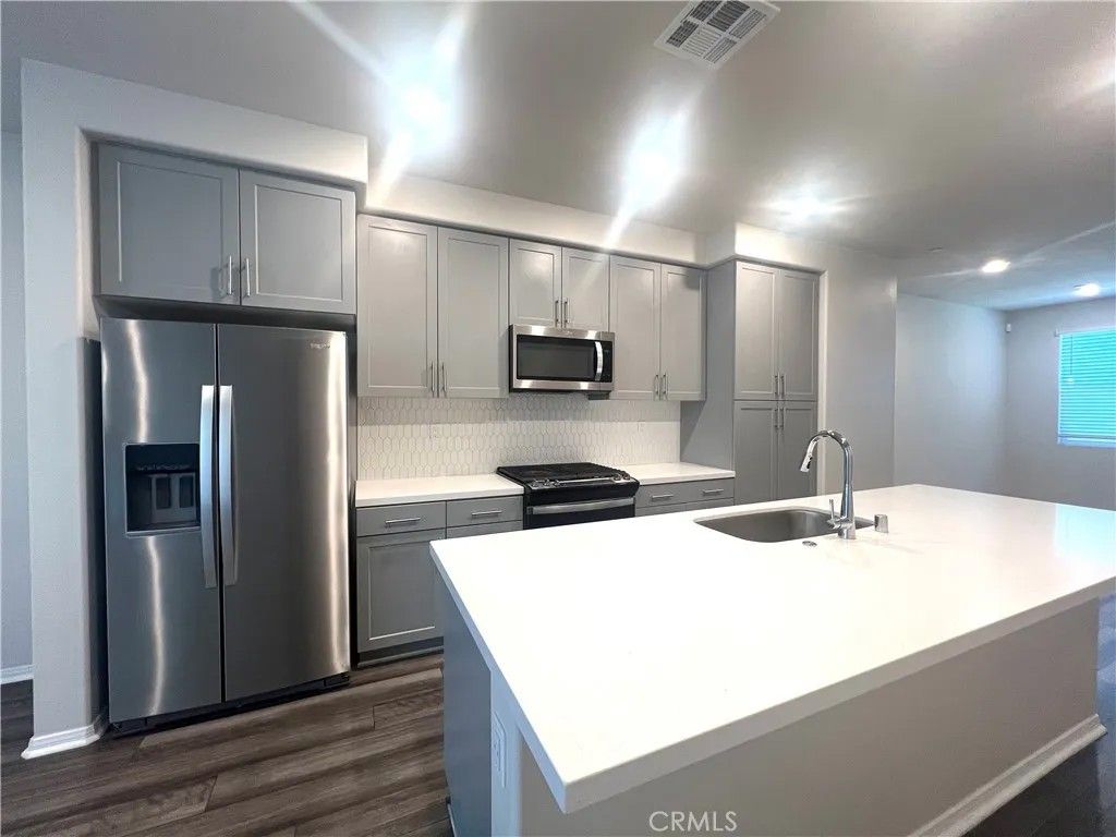 Photo of 1678 Cayton Loop, West Covina, CA 91790 (MLS # CV26016491)