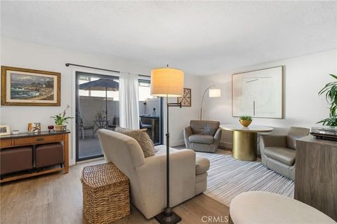 Tiny photo for 24001 Neece Ave #4, Torrance, CA 90505 (MLS # PW25238943)