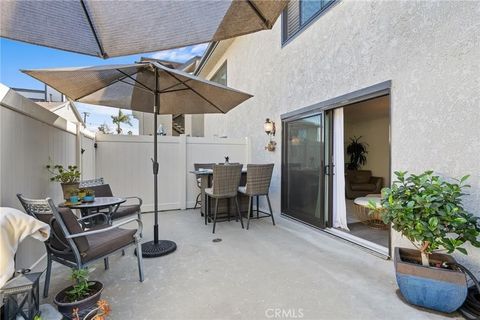 Tiny photo for 24001 Neece Ave #4, Torrance, CA 90505 (MLS # PW25238943)
