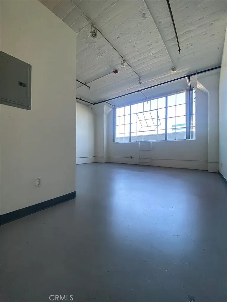 420 S San Pedro 306