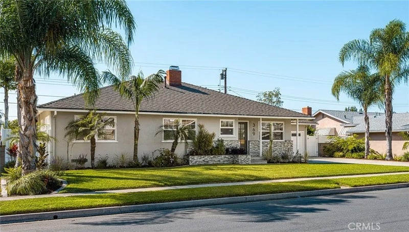 369 S Poinsettia
