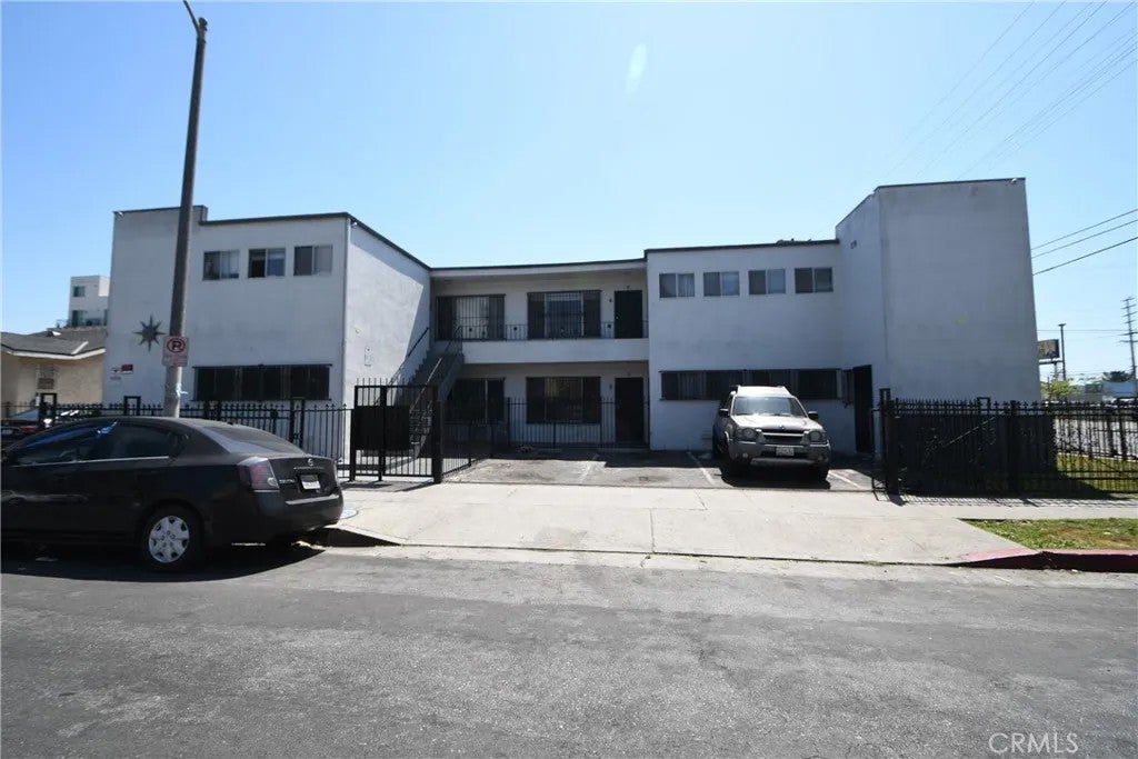 7104 san pedro