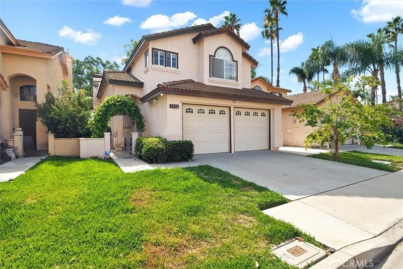 1532 Tradewinds