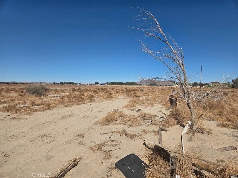 35750 Field