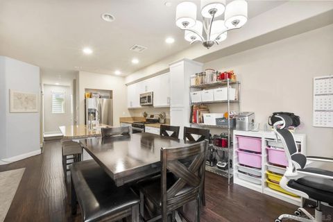 Tiny photo for 4541 Rainier Ave #13, San Diego, CA 92120 (MLS # 250043536)