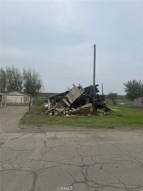 8156 Azusa Dos Palos CA 93620