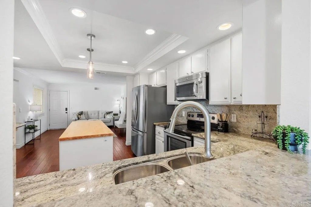 Photo of 6561 Corte Cisco, Carlsbad, CA 92009 (MLS # NDP2601104)