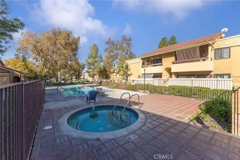 Photo of 18754 Mandan St #1302, Canyon Country, CA 91351 (MLS # SR25269410)