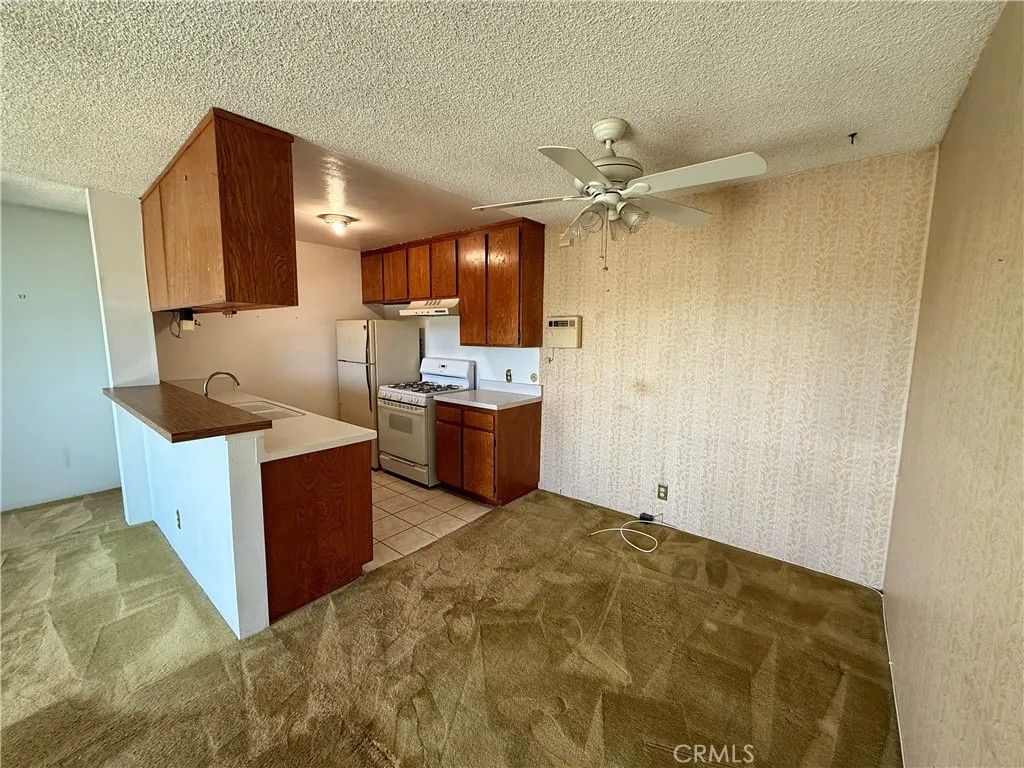 Photo of 4727 W 147th Street, Lawndale, CA 90260 (MLS # SB25266389)