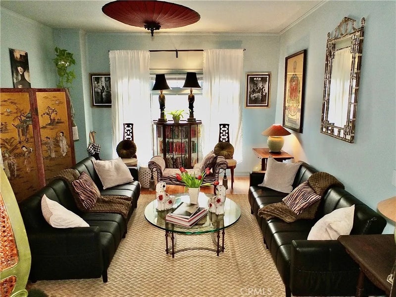 1030 E Ocean 308