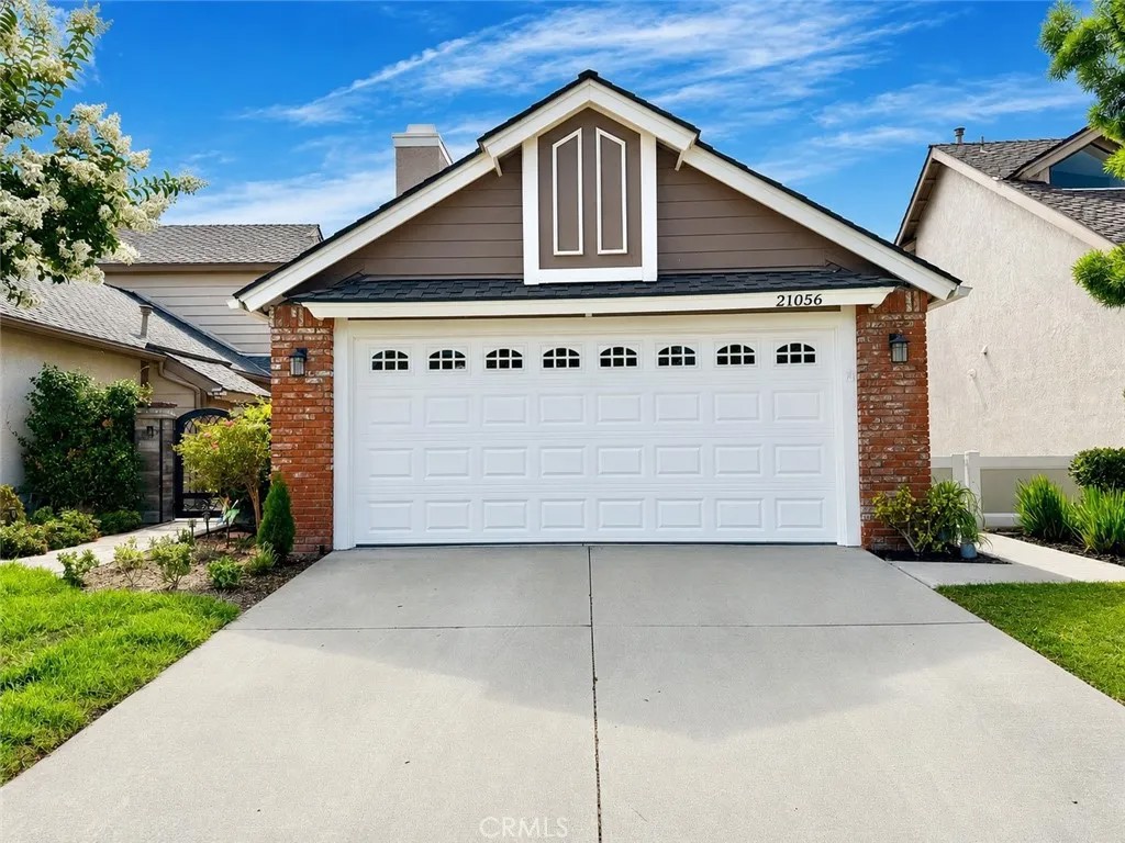 21056 Champlain