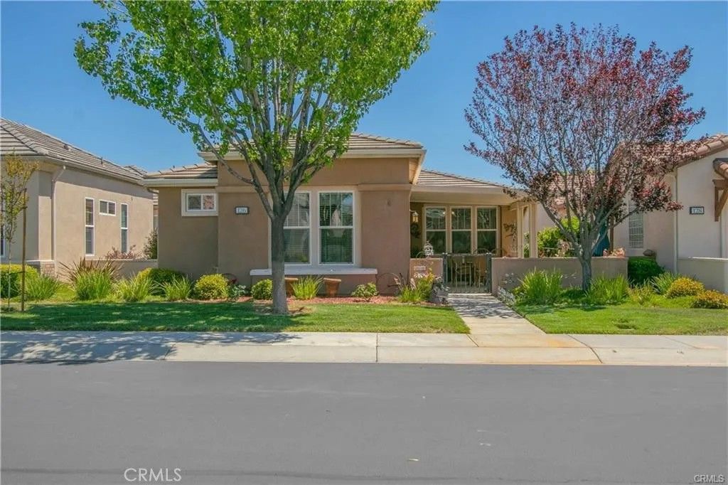 Photo of 126 Cascade Crk, Beaumont, CA 92223 (MLS # TR25279706)