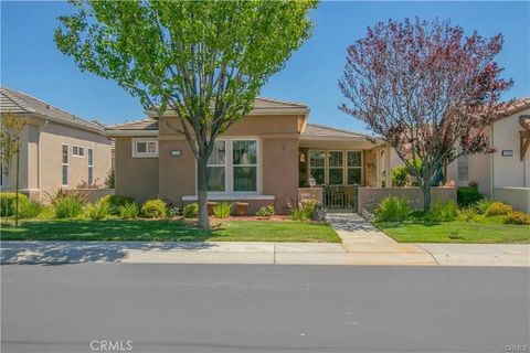 Photo of 126 Cascade Crk, Beaumont, CA 92223 (MLS # TR25279706)