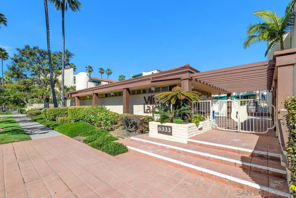 Photo of 6333 La Jolla Blvd #265, La Jolla, CA 92037 (MLS # 260005406)