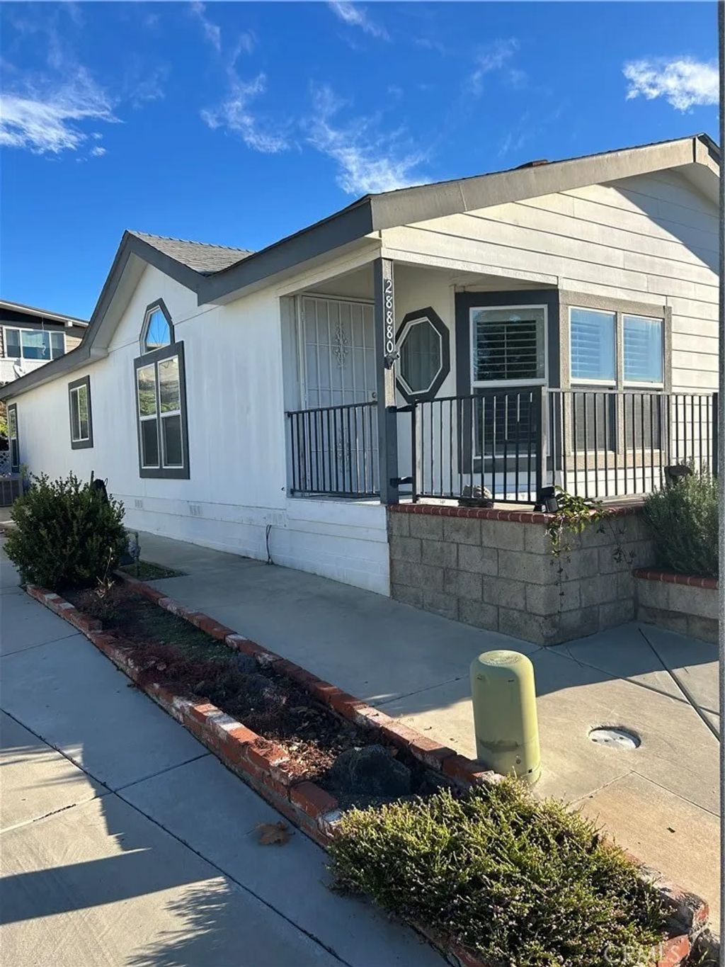 Photo of 28880 Via Norte Vista, Murrieta, CA 92563 (MLS # SW25272363)