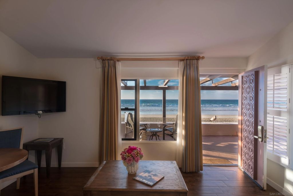 Photo of 2000 Spindrift Drive, La Jolla, CA 92037 (MLS # 250037190)