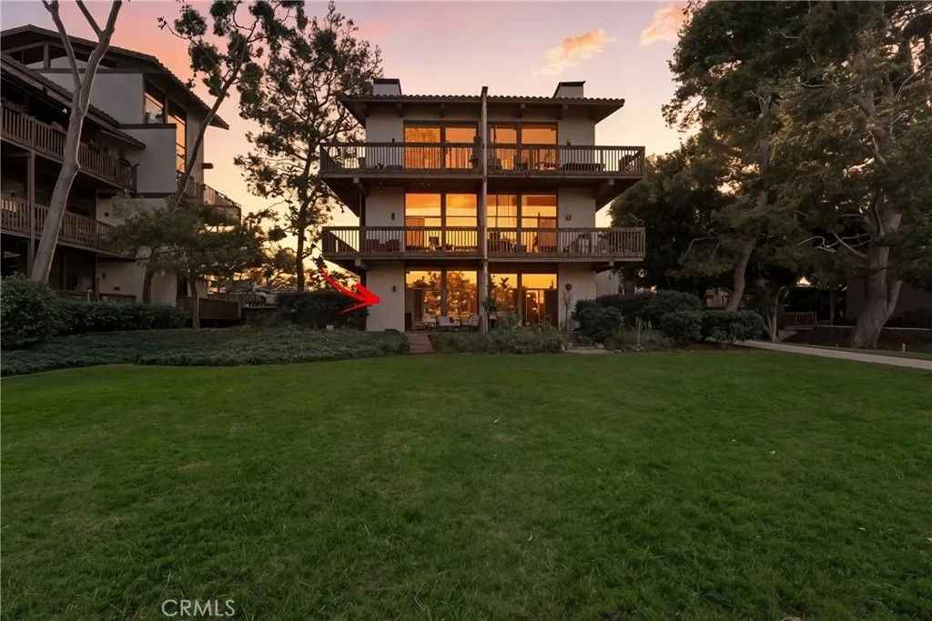 Photo of 8103 Marina Pacifica Dr, Long Beach, CA 90803 (MLS # PW25270923)