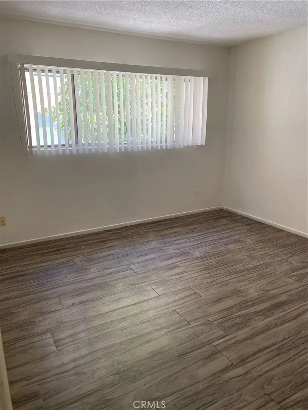 Photo of 5168 Yarmouth Ave #26, Encino, CA 91316 (MLS # SR26061780)