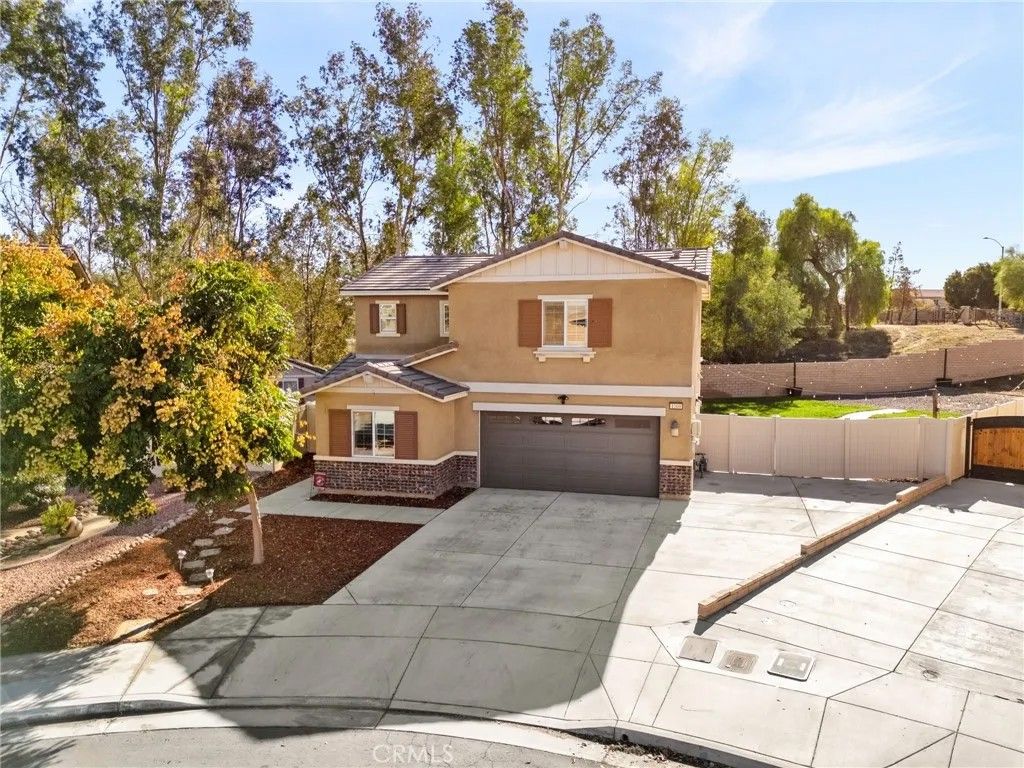 Photo of 1260 Corte Del Sol, San Jacinto, CA 92582 (MLS # CV25252143)