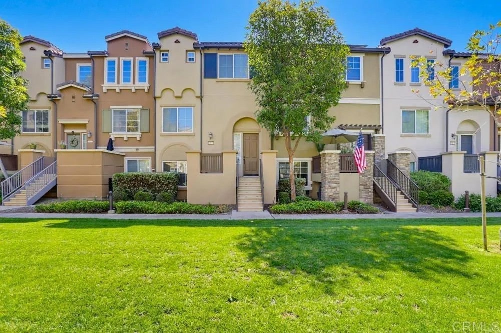 Photo of 10148 Star Magnolia LN, Santee, CA 92071 (MLS # NDP2605996)
